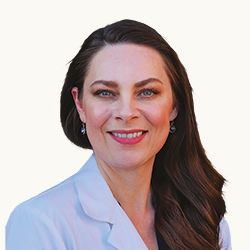 Portrait of Amy Reinhold, NP