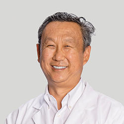 John D Ro, MD