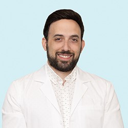 Portrait of Isak Elkayam, MD