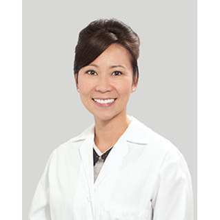 Portrait of Trang Dai Eng, MD