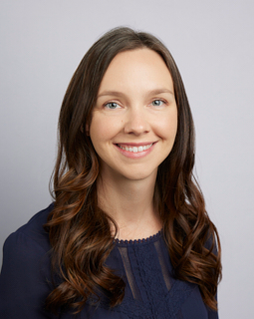 Portrait of Stephanie Lynch, NP