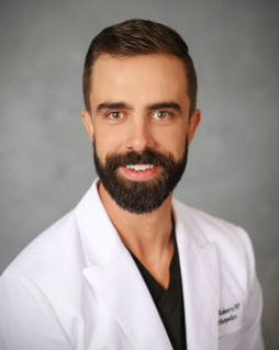 Portrait of Jesse Roberts, FNP-C