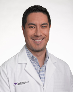 Portrait of Ricardo Cruz, DO
