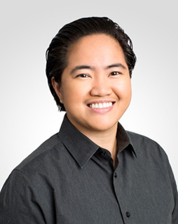 Portrait of Jerifaye Basiga Flores, APRN