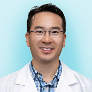 Portrait of Bryan Char-Hoa Ding, MD