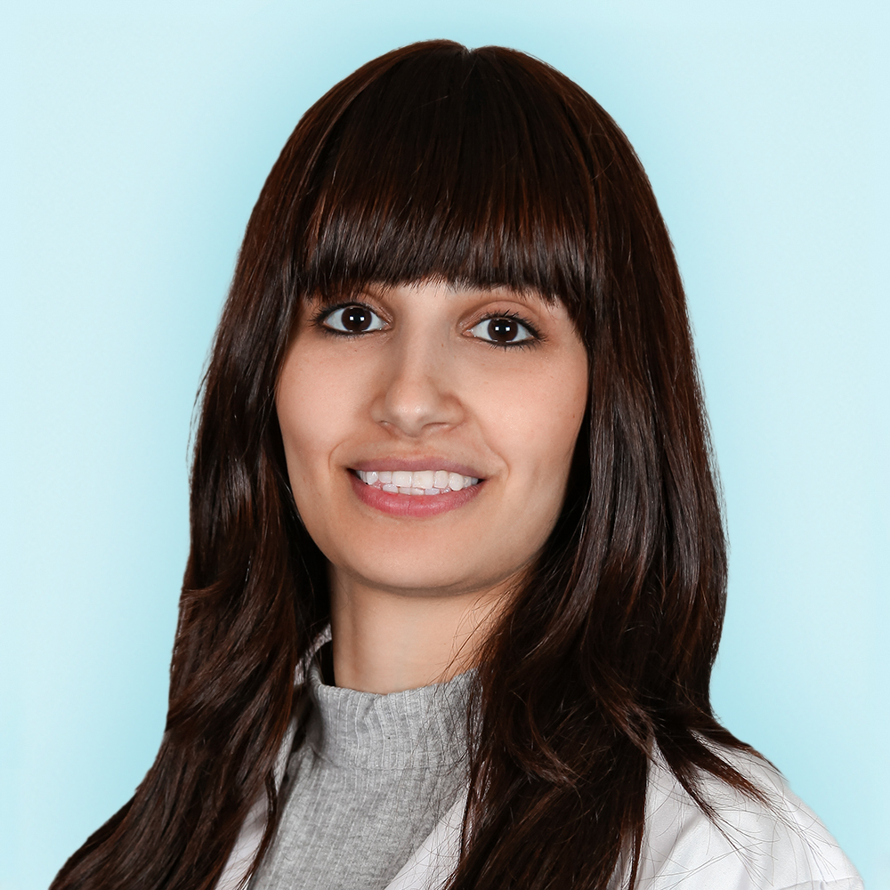 Kseniya Robenov, NP