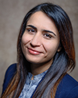 Portrait of Farhat Siddiqui, MD