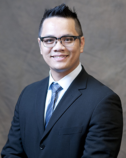 Quan Dau, MD