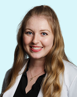 Portrait of Emily Rader, ARNP