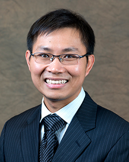 Portrait of Khanh Tran, MD
